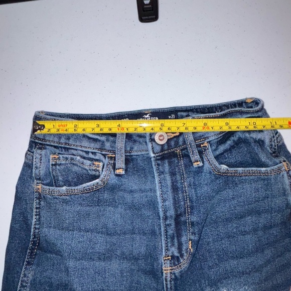 Hollister Skinny Blue Jeans with Distressed Accents - Picture 8 of 8